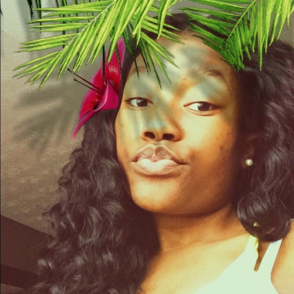 Meet your Posher, Jaleiyah - Picture 5 of 5